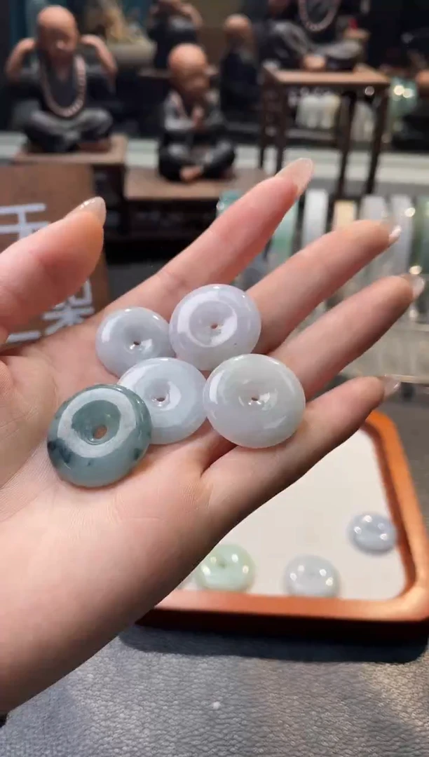 吊坠(不含链)未镶嵌翡翠平安扣多样性发一件