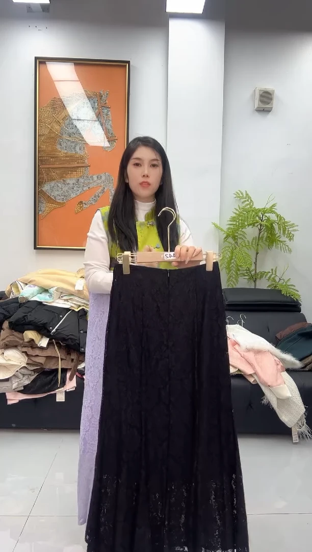 2025新款女装人鱼裙黑色