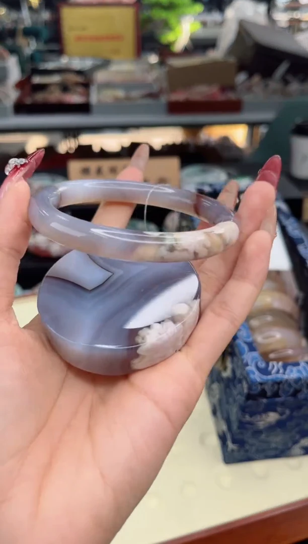 【闪购商品】石英质玉手镯未镶嵌63圈口（赠品镯心）3455352