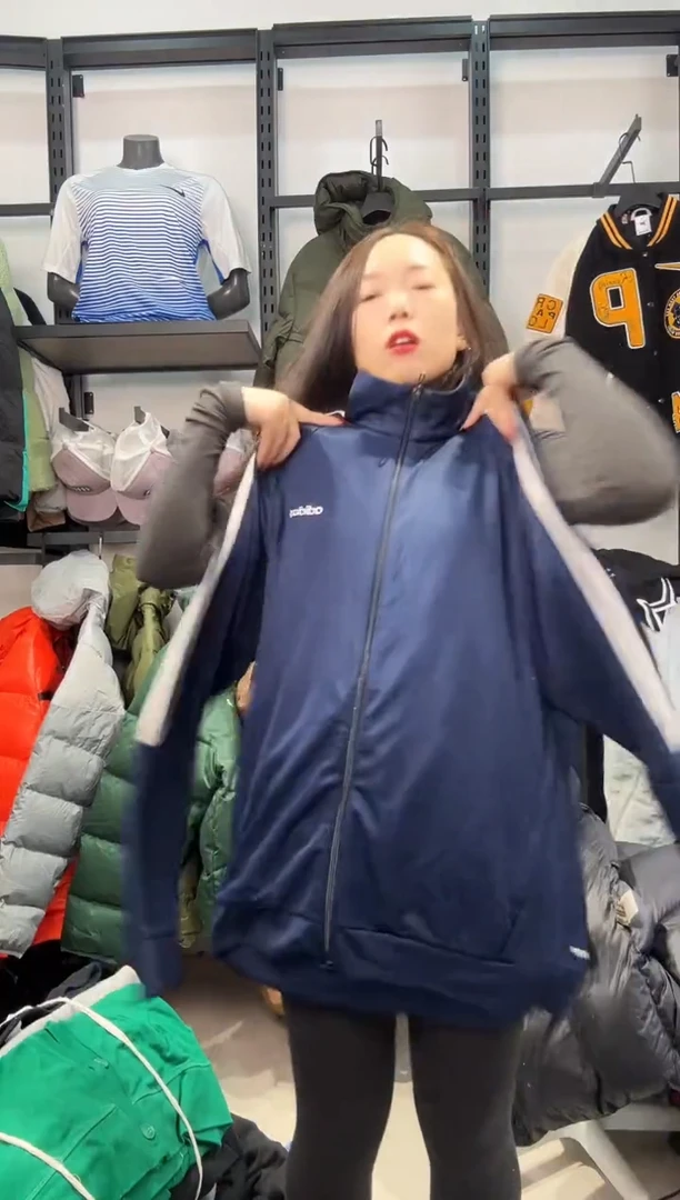 2423闪购编码  阿迪运动卫衣裤以直播间过款为准 尺码. 150j