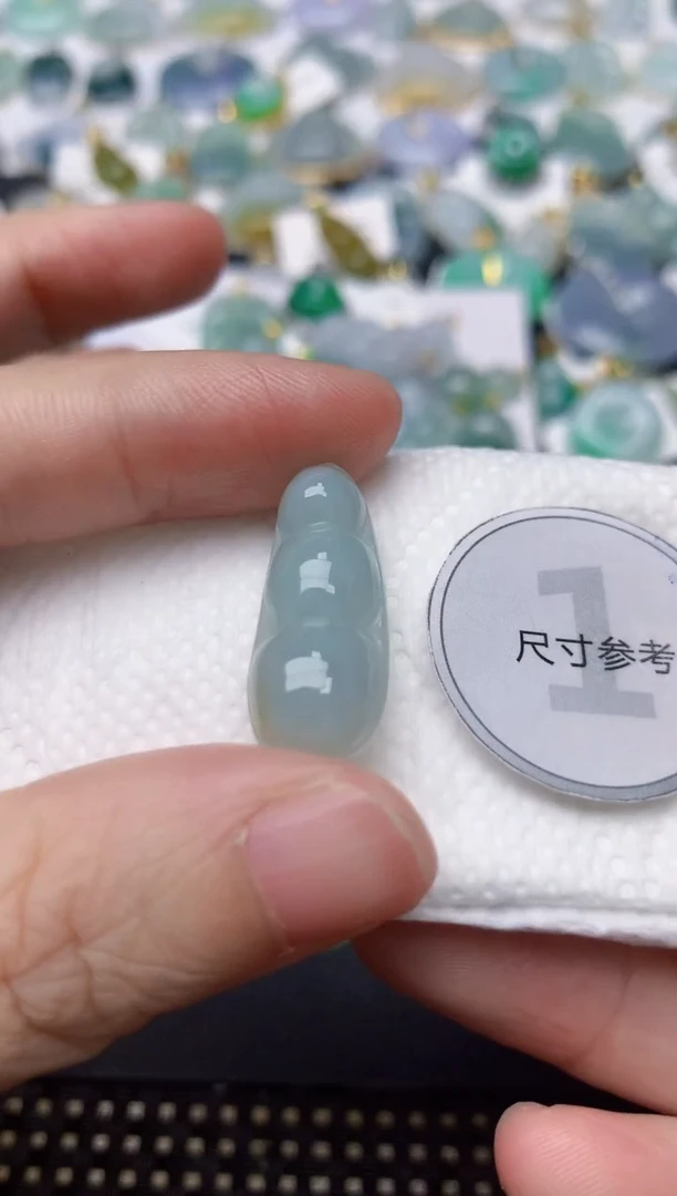 颈饰未镶嵌翡翠天然缅甸A货翡翠