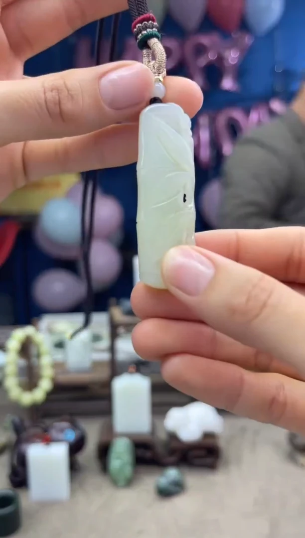 【闪购商品】和田玉颈饰未镶嵌1