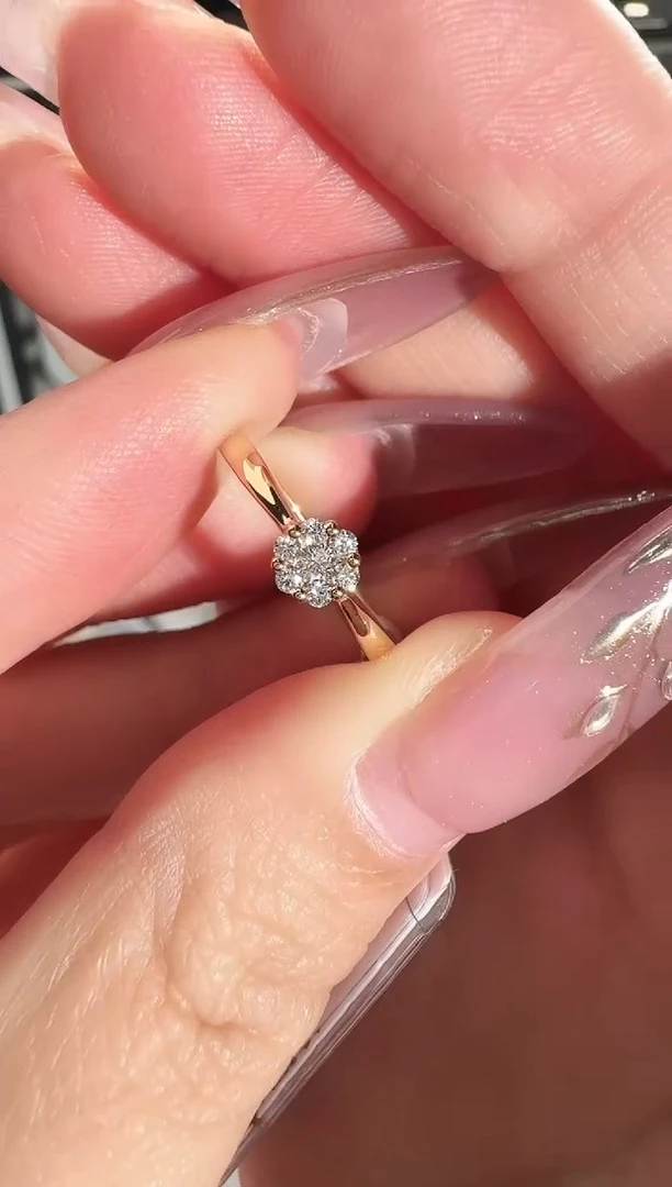 18K金镶嵌戒指/指环钻石1.59g