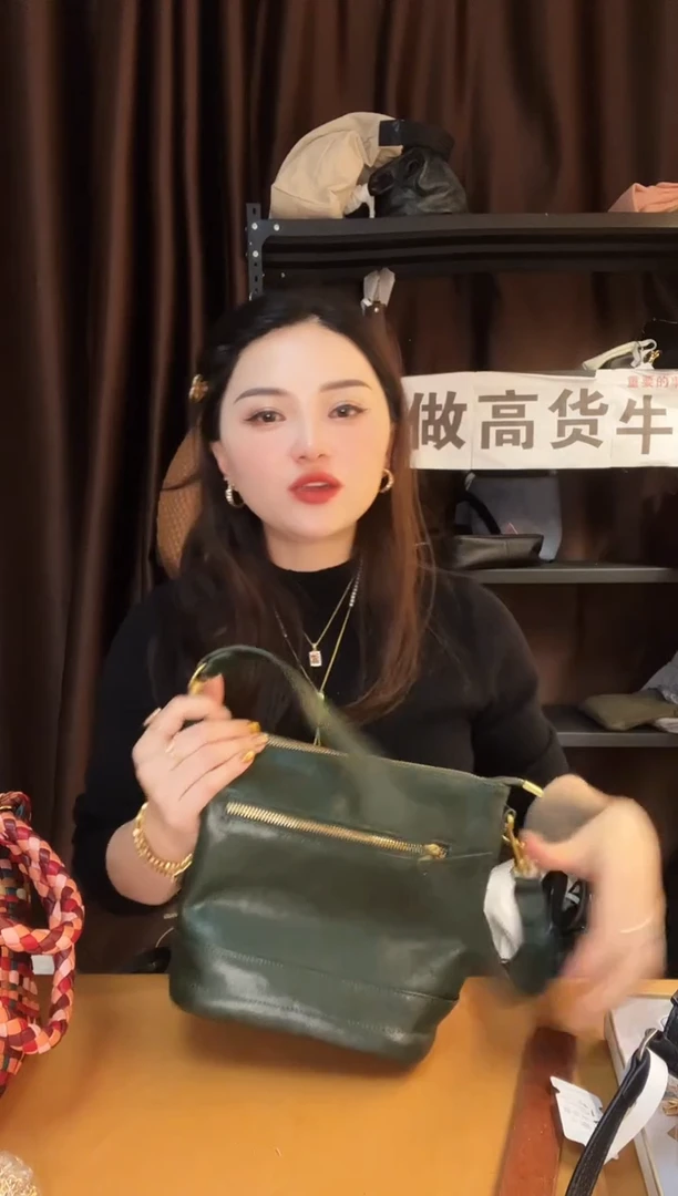 牛皮（革）高端订制时尚百搭女士手提斜跨包