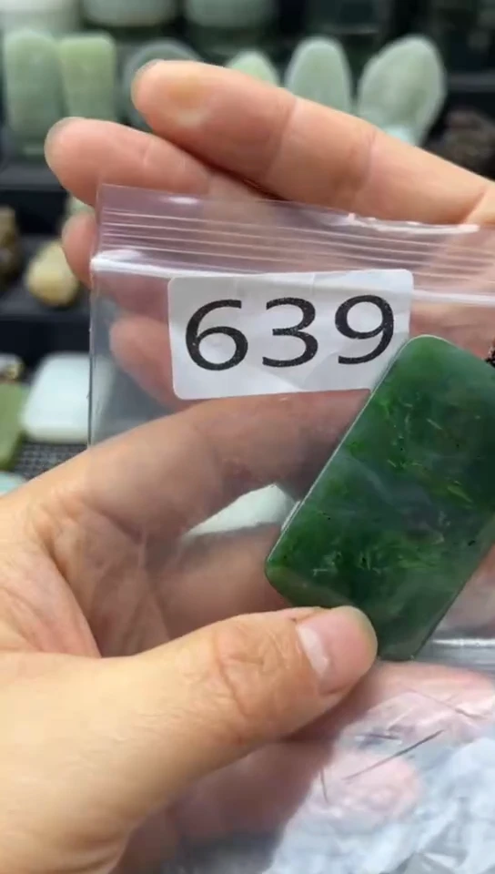 未镶嵌和田玉珠宝半成品牌子
