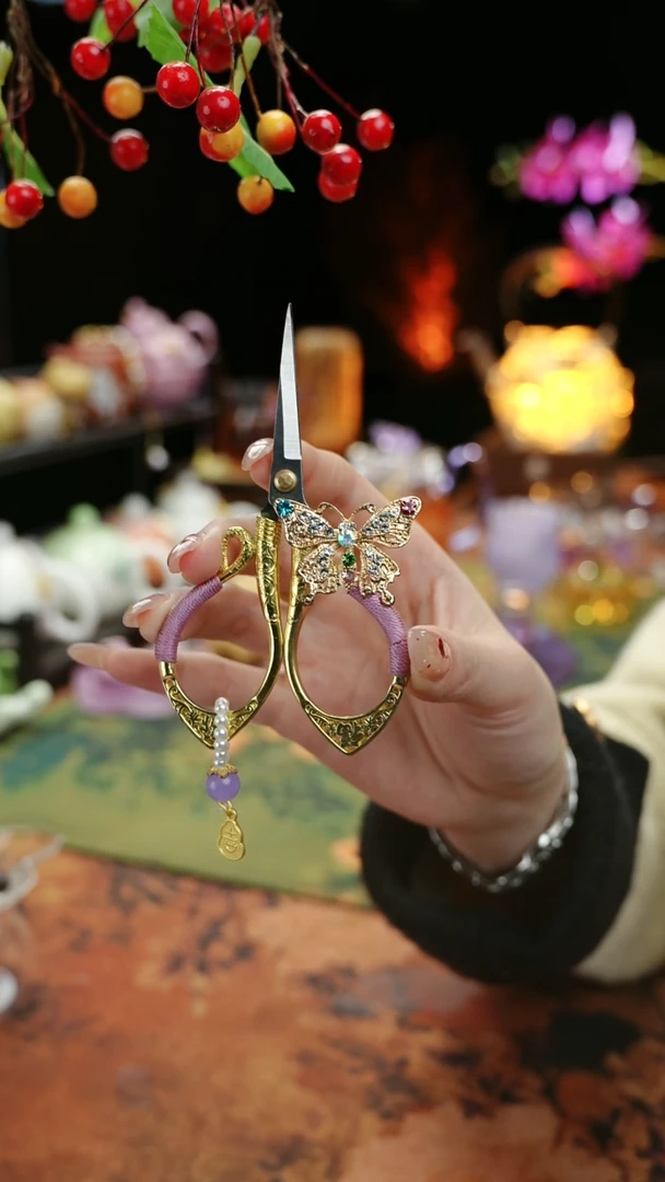 【闪购商品】紫色蝴蝶茶袋小剪刀