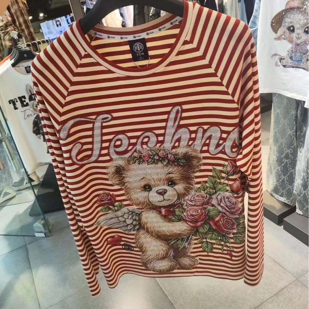TCH轻奢烫钻工艺秋季条纹卡通小熊长袖t恤T75C08E9012私服tch