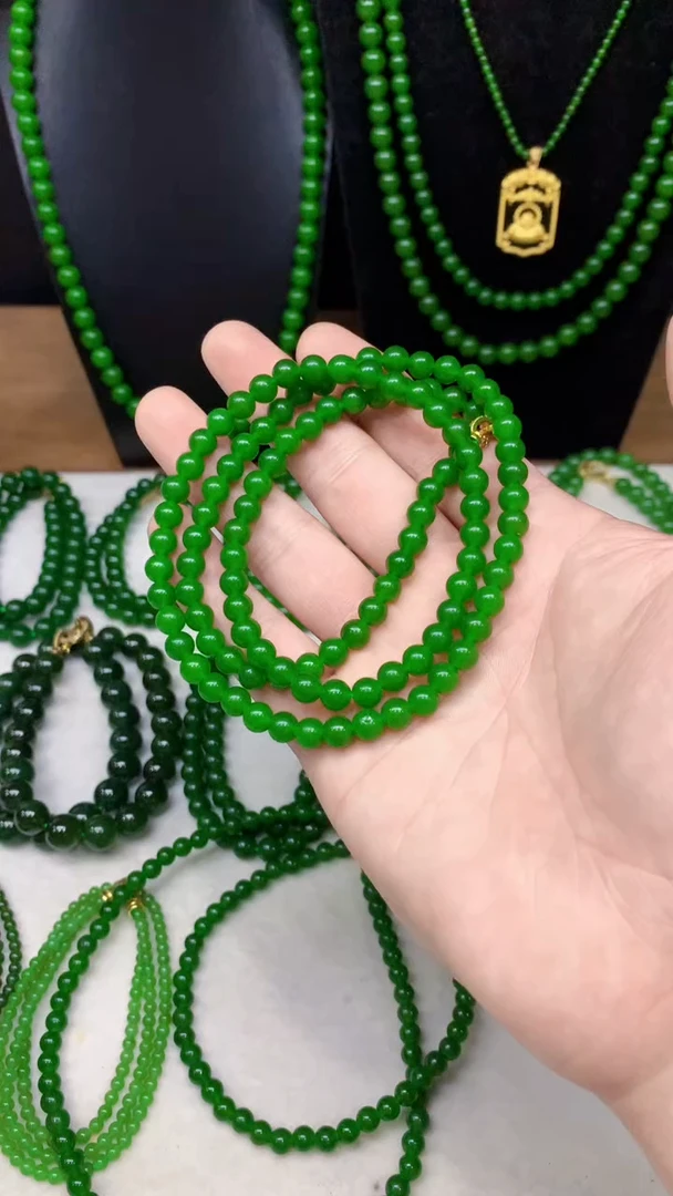 项链未镶嵌和田玉（碧玉）卡6阳绿色