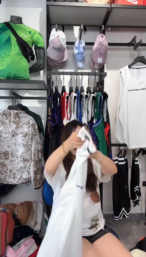 1356编码 瑕疵款以直播间过款为准 尺码