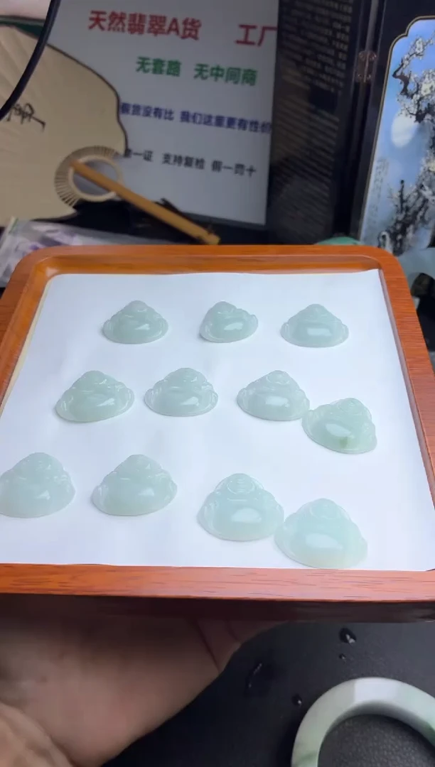 翡翠未镶嵌颈饰天然翡翠佛公吊坠