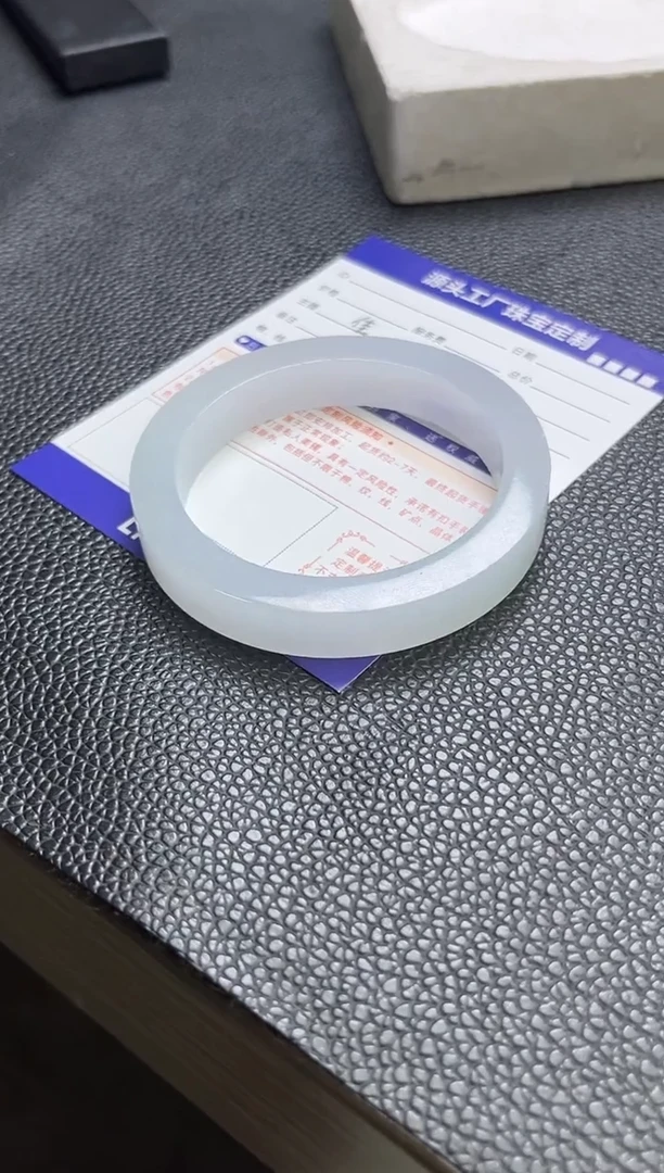 未镶嵌手镯定制翡翠用****3定制产品不退不换