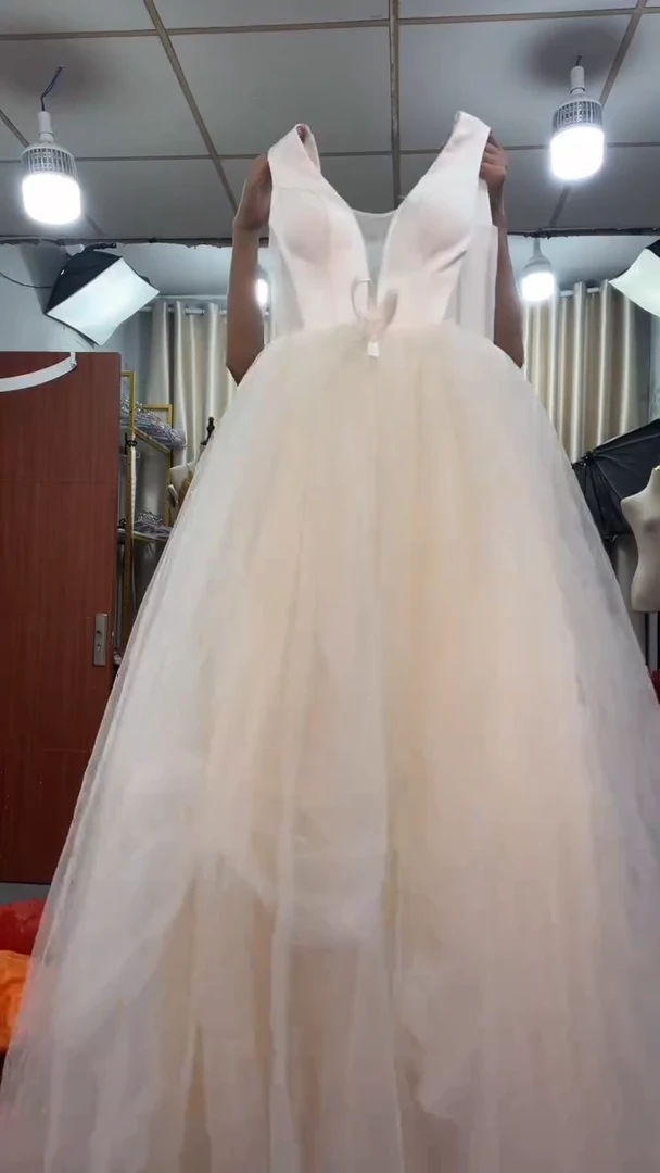 二蛋礼服-断码清仓瑕疵