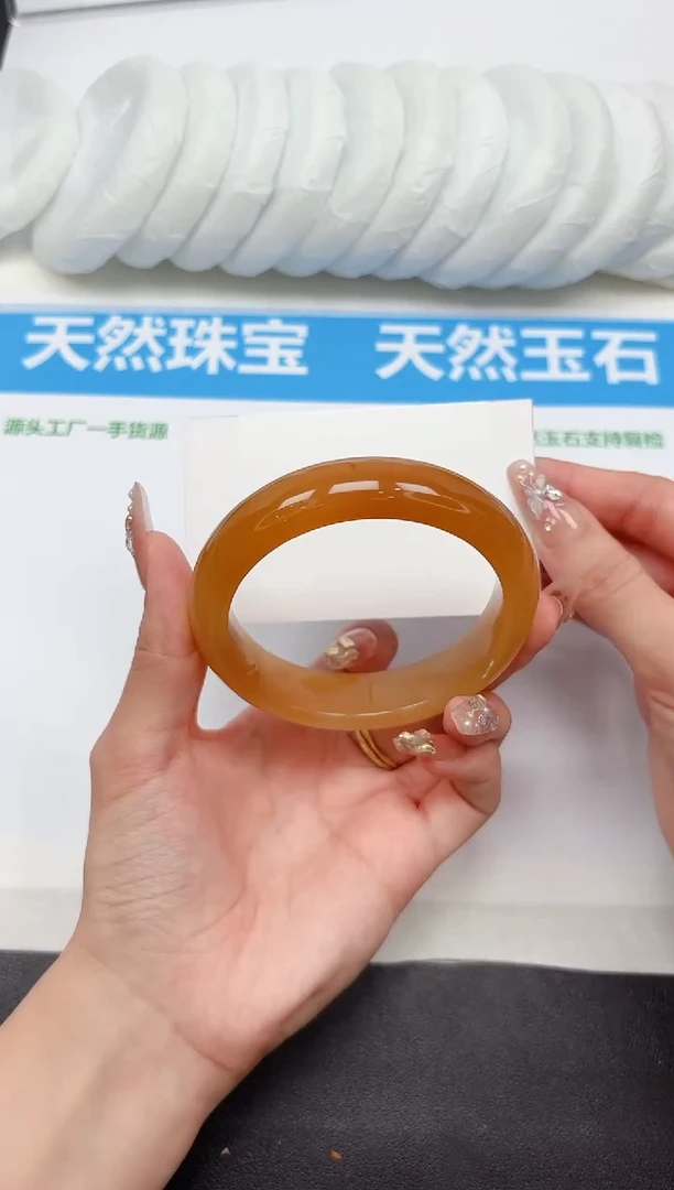 未镶嵌手镯石英质玉180-60.0