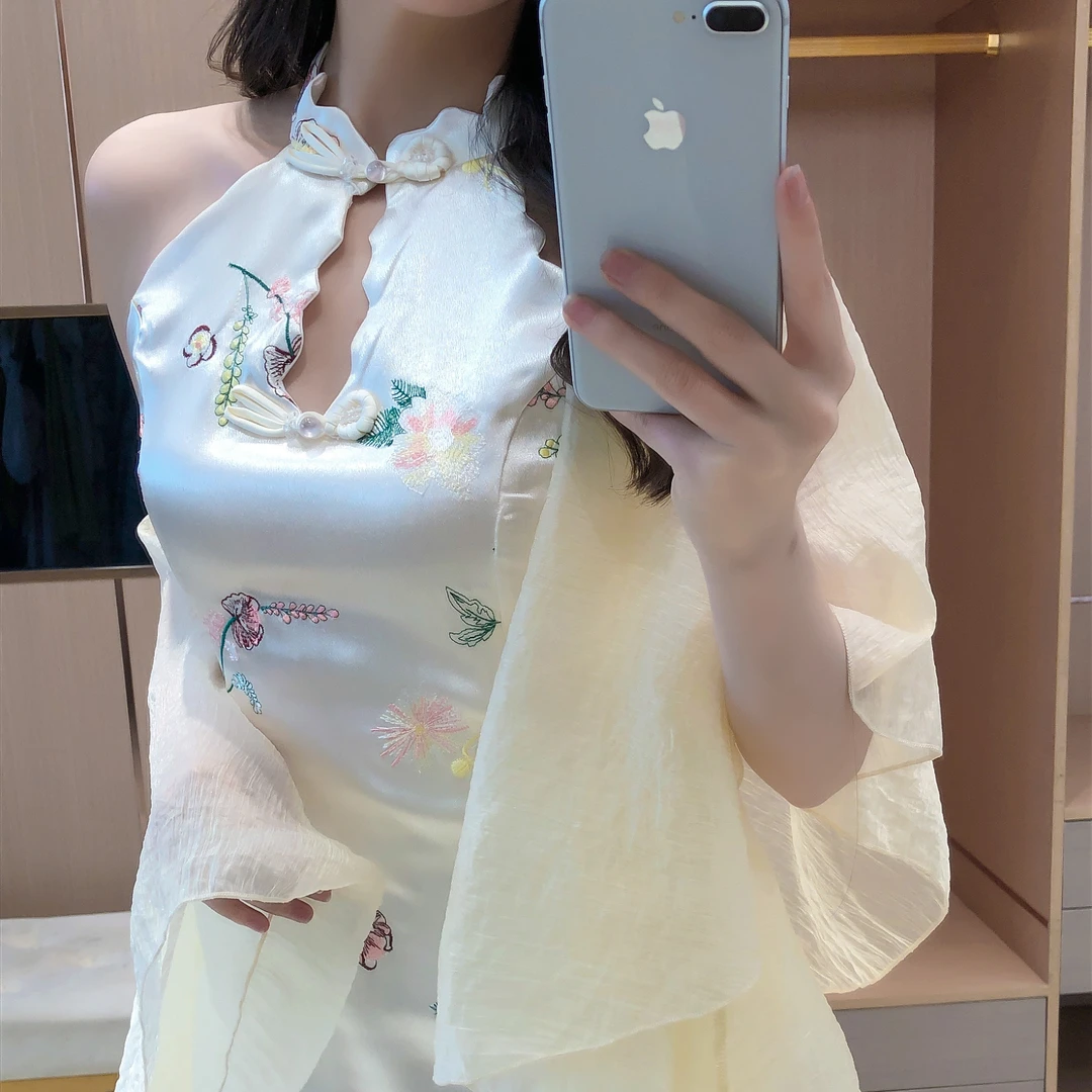 艾日秀新中式小个子短裙刺绣挂脖连衣裙防晒雪纺开衫两件套 F0453