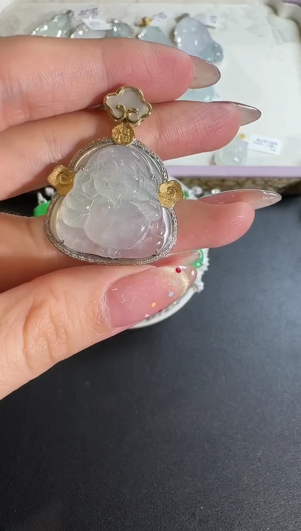 【闪购商品】翡翠吊坠(不含链)18K金镶嵌【源头工厂】钻石镶嵌