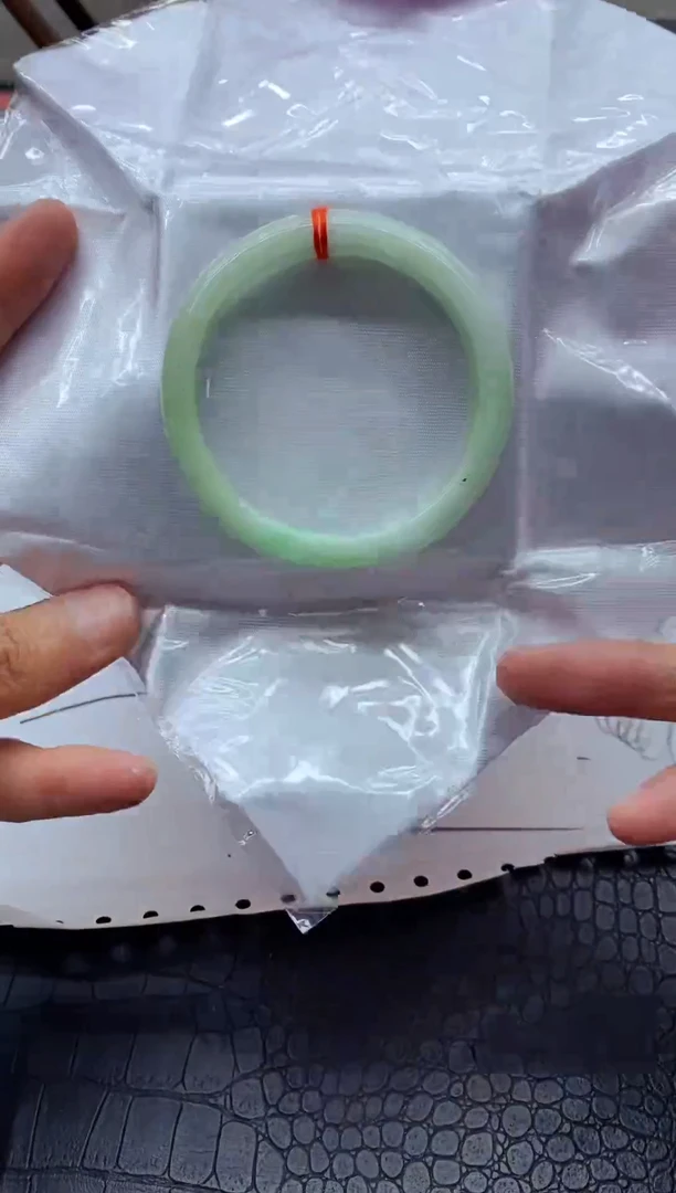 珐琅非金属高冰美人镯A115