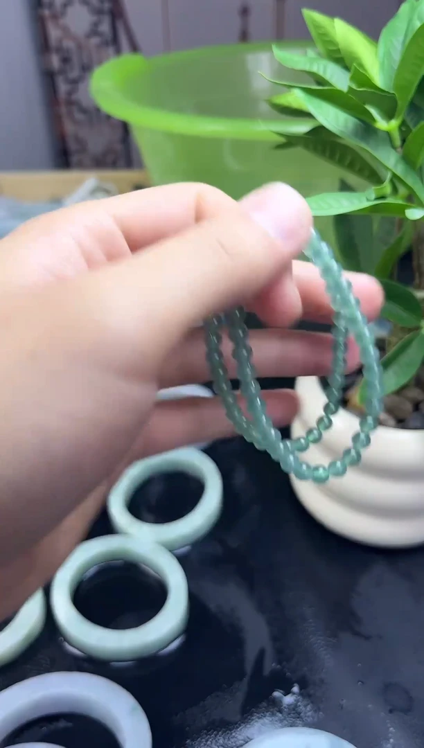 未镶嵌手串翡翠多样性发货