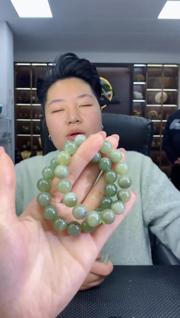 【闪购商品】和田玉手串未镶嵌卡12清货1多样性拍一发一