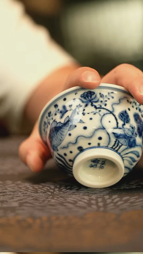 垂虹慕古鱼藻纹压手