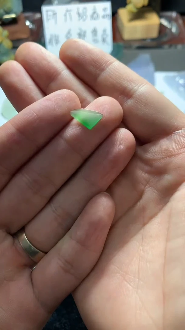 定制翡翠未镶嵌天然翡翠A货源头