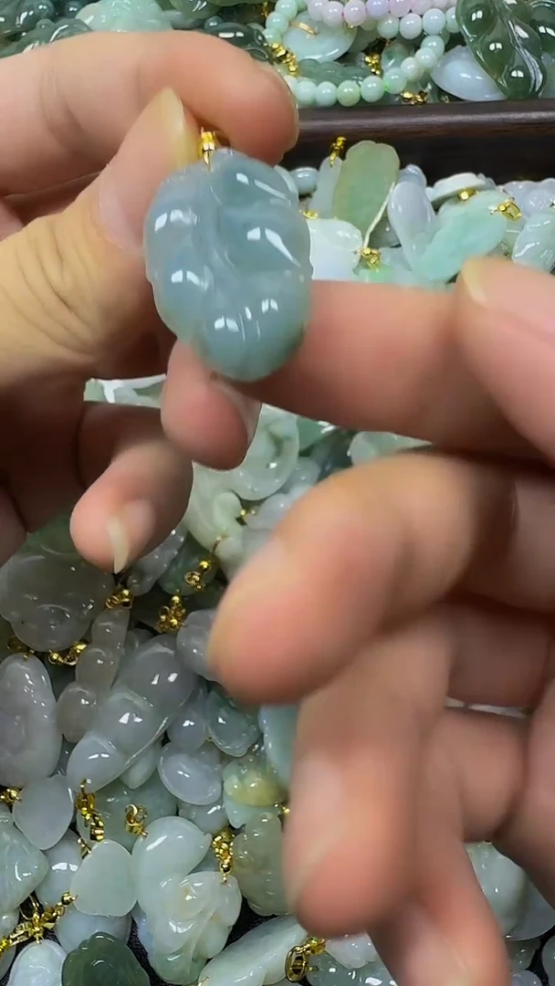 颈饰未镶嵌翡翠颈饰未嵌镶翡翠5