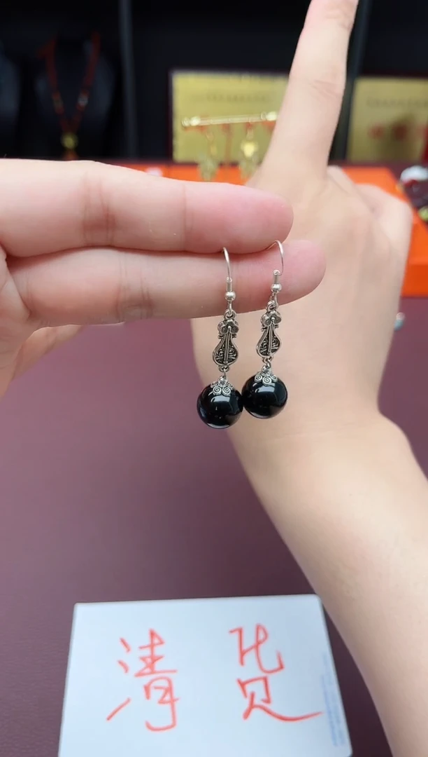 黑曜岩银S925镶嵌耳饰314000