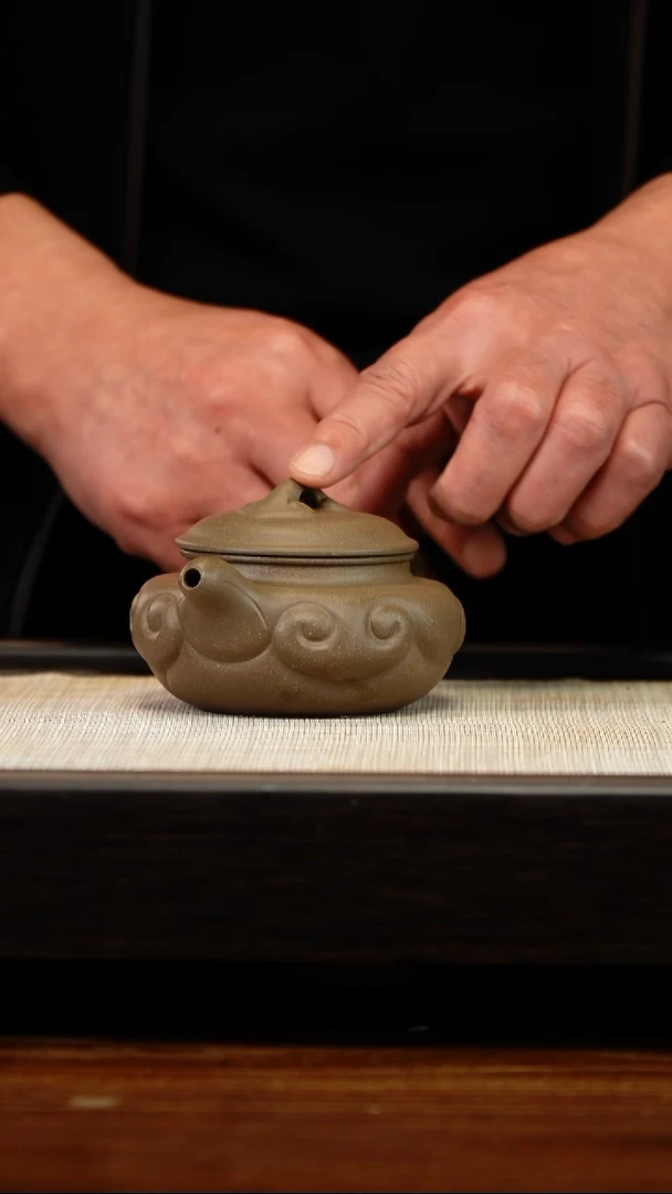 茶壶紫砂蟹壳青仿古如意