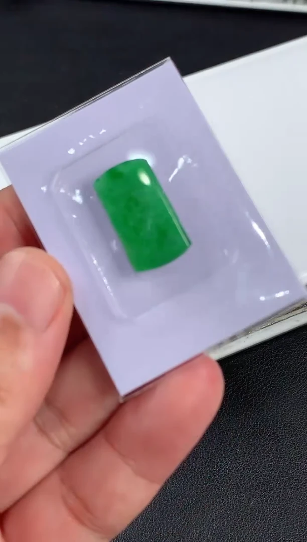 未镶嵌定制翡翠用****8翡翠