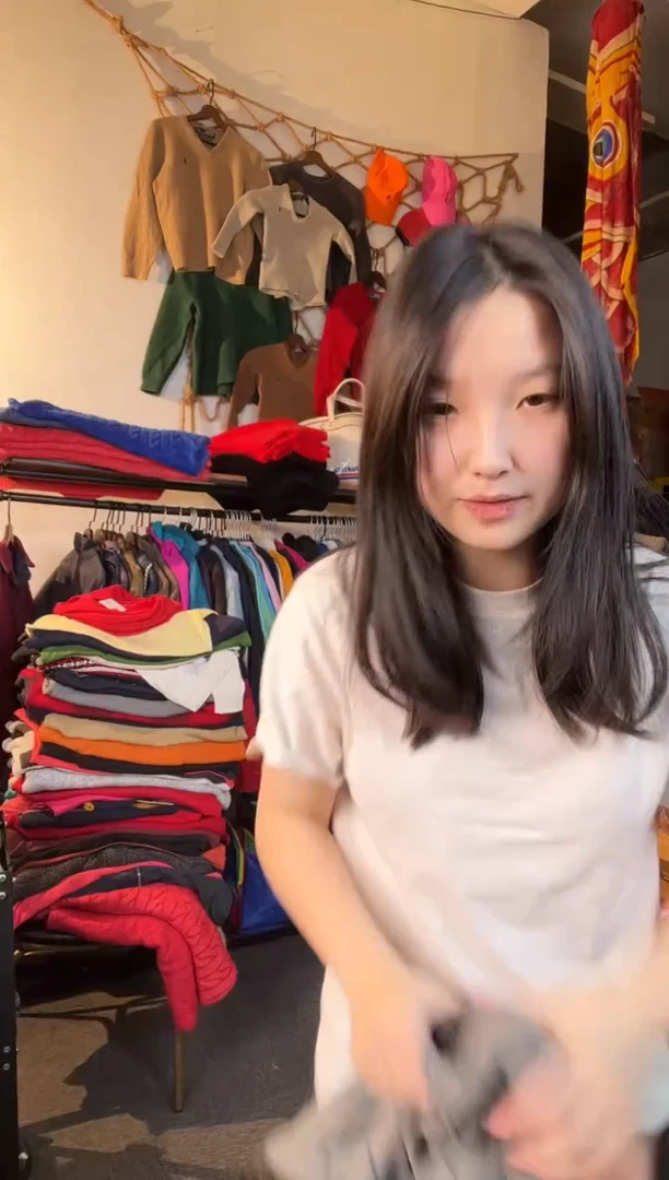 小**琳302外套no退还 逃单菲菲