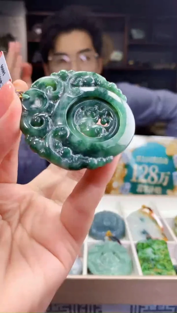翡翠未镶嵌颈饰翡翠A货