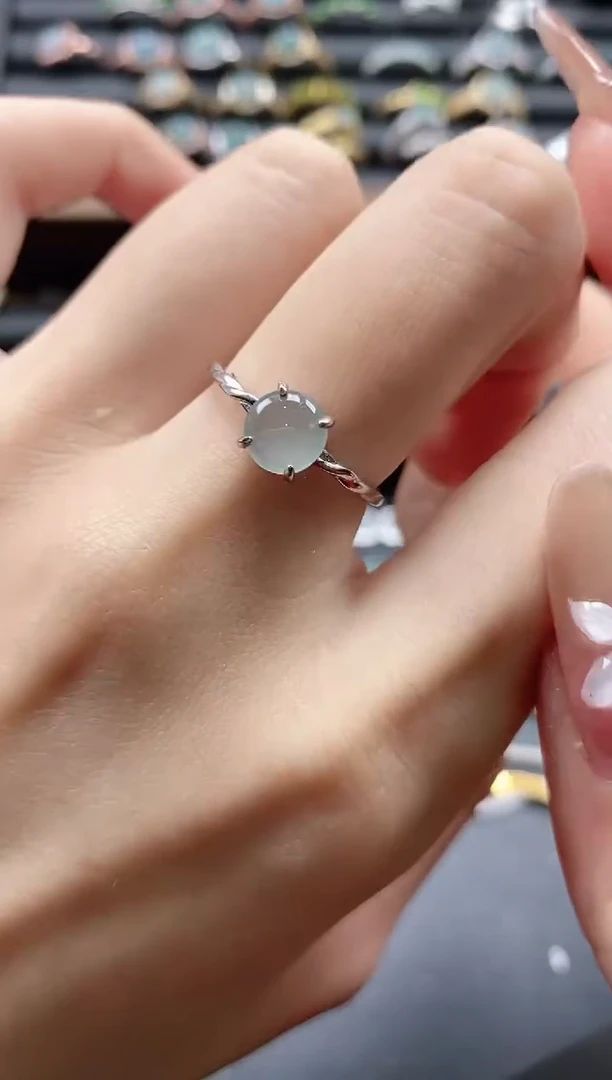 【闪购商品】翡翠戒指银S925镶嵌51151