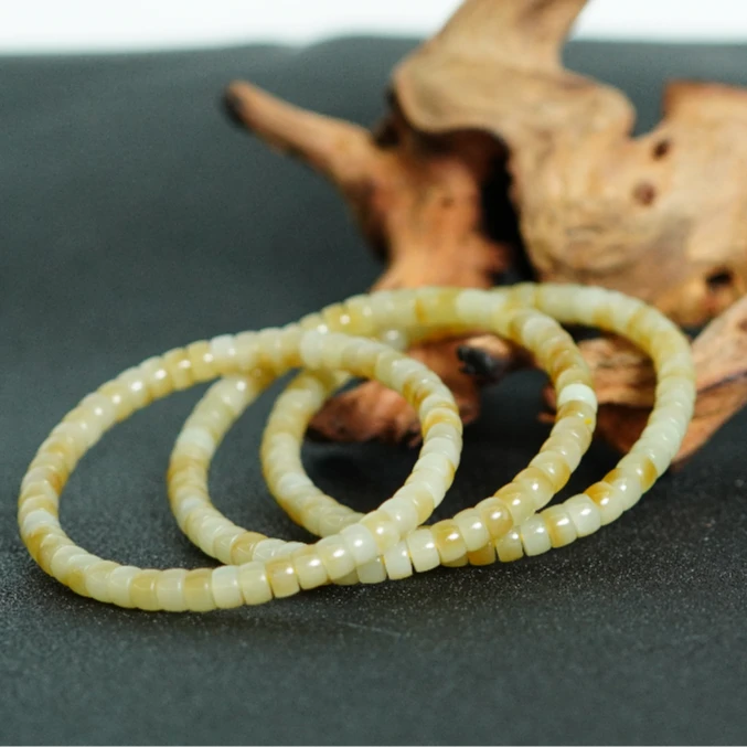 和田玉手串5.5+（多样性发其一） D121605