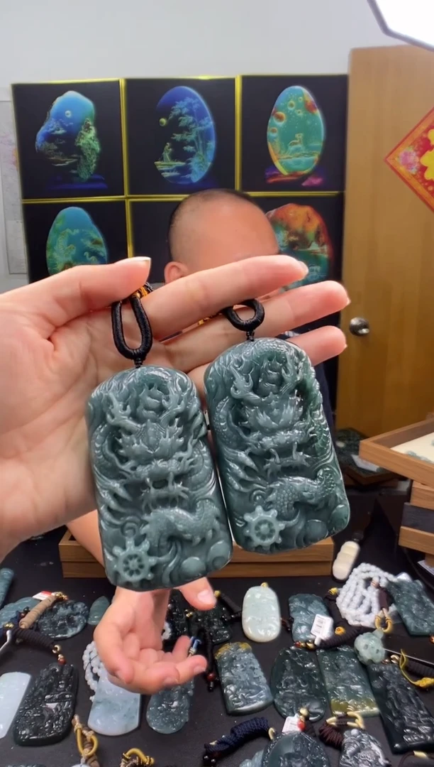 颈饰未镶嵌翡翠多样性发其一