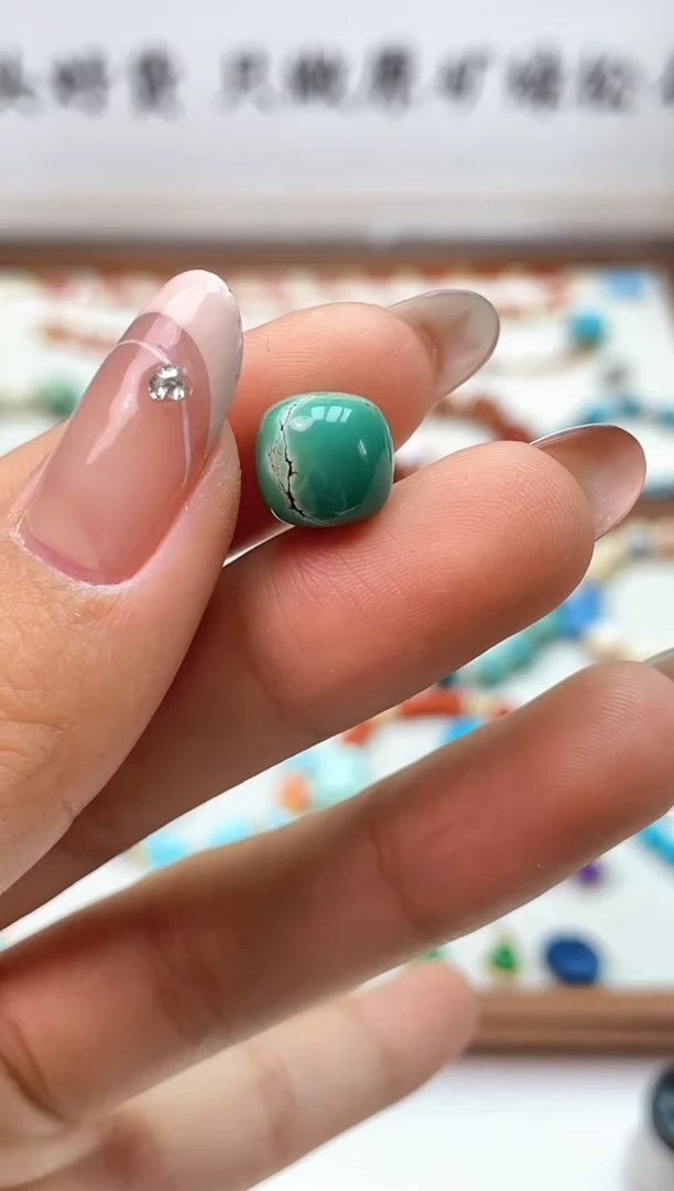 未镶嵌绿松石珠宝奇石17