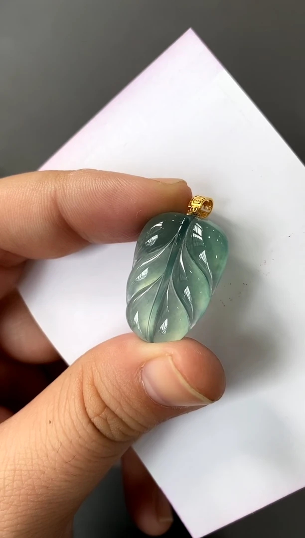 【闪购商品】翡翠颈饰18K金镶嵌买断价