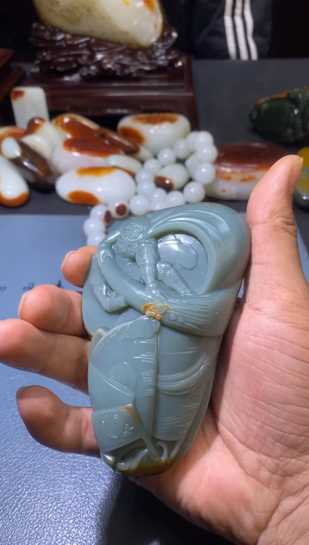 未镶嵌和田玉把件南**-和田玉