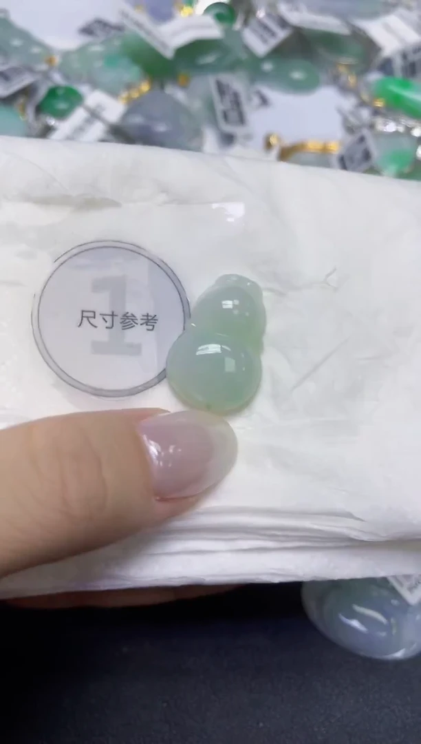 颈饰未镶嵌翡翠天然缅甸翡翠A货百元以上9元证书费自理