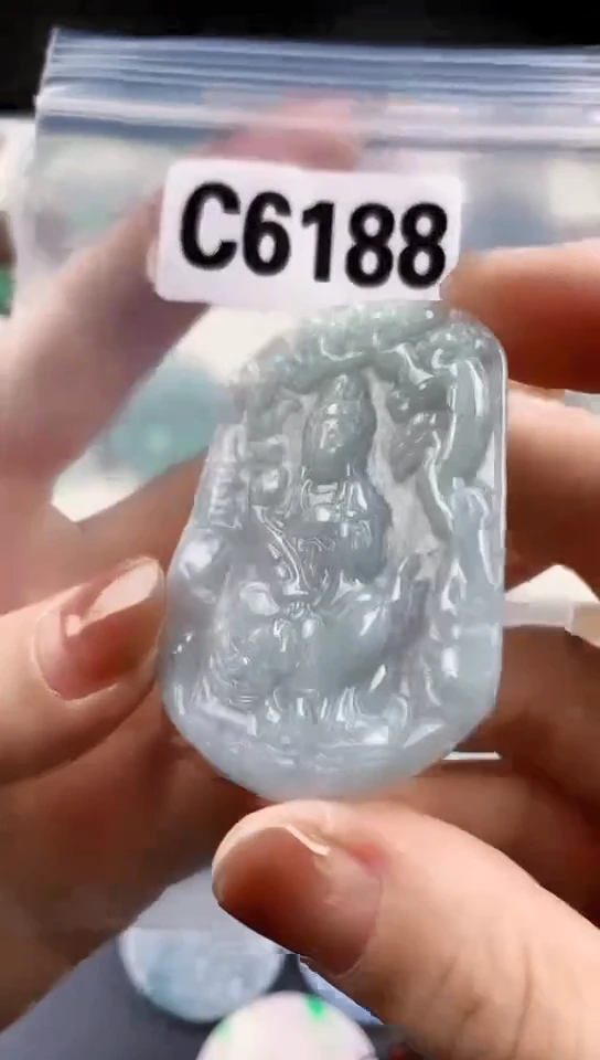 颈饰未镶嵌翡翠天然翡翠吊坠挂件