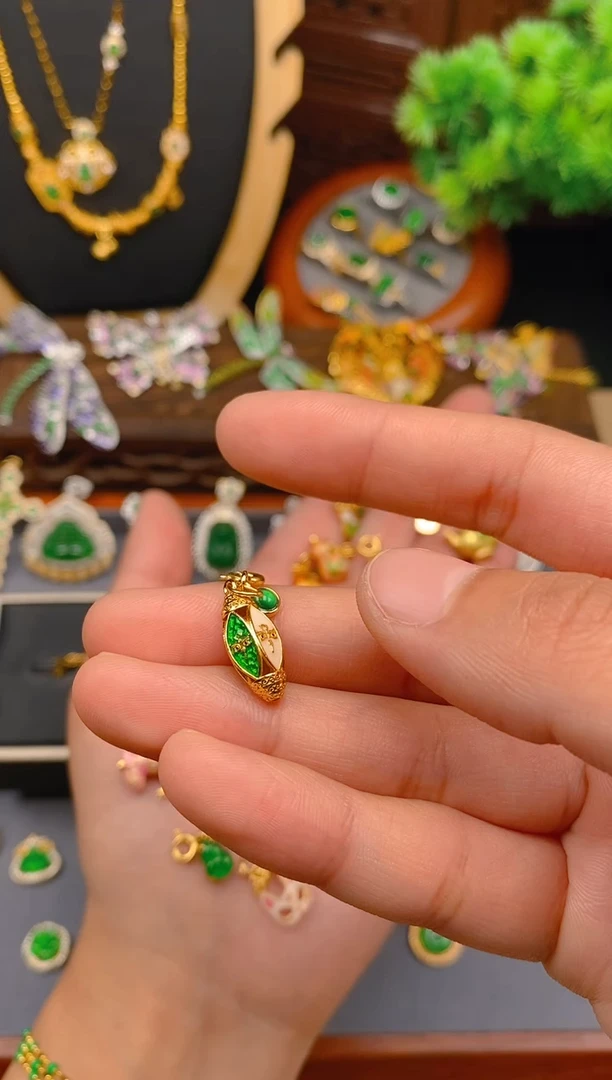 【闪购商品】翡翠吊坠(不含链)银S925镶嵌五路财神