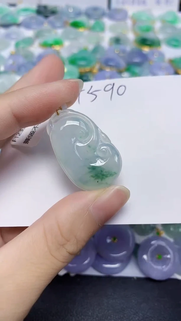 翡翠未镶嵌颈饰天然缅甸翡翠A货