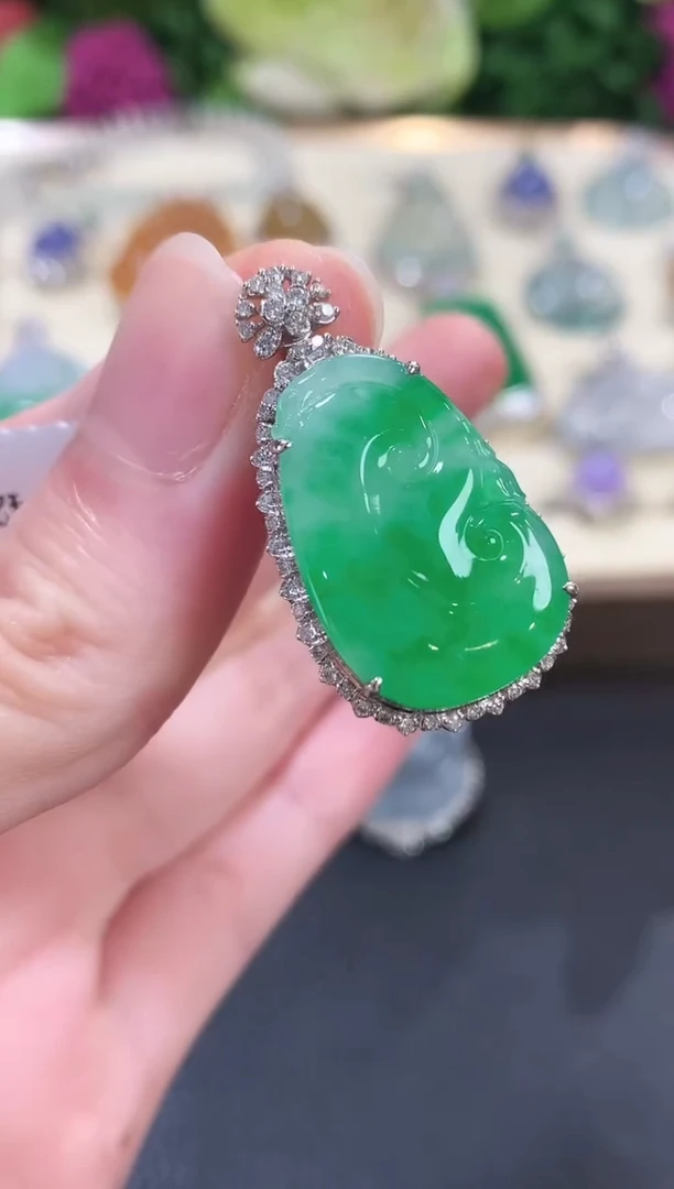 吊坠(不含链)18K金镶嵌翡翠b3