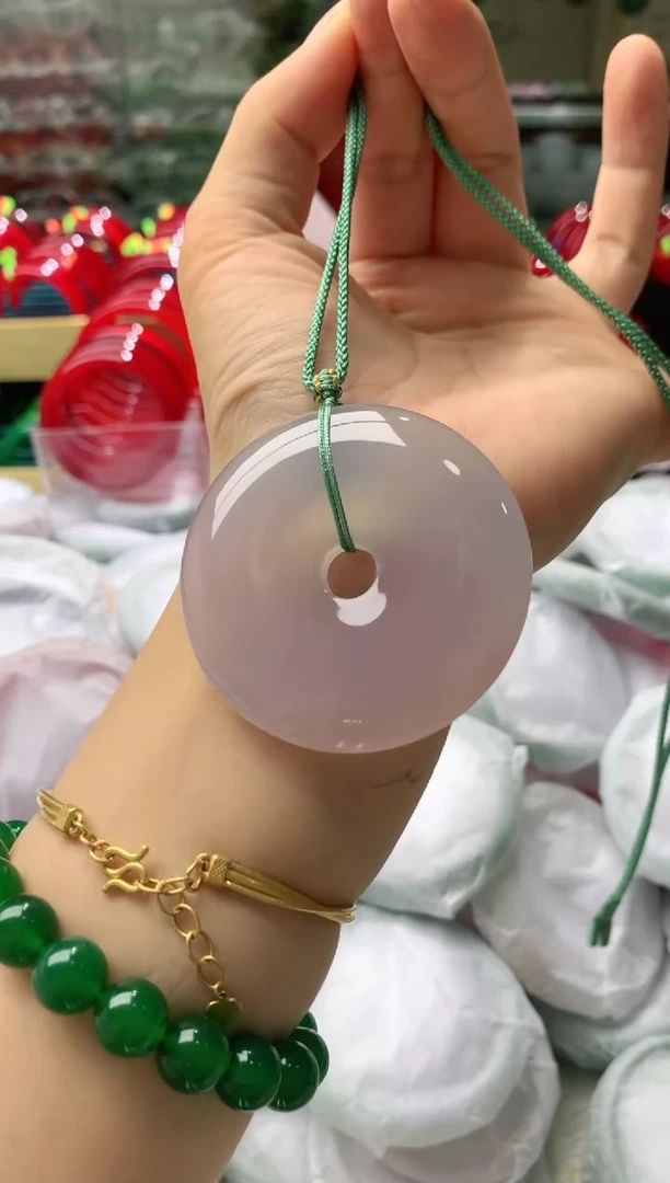 玛瑙/玉髓手镯未镶嵌55555