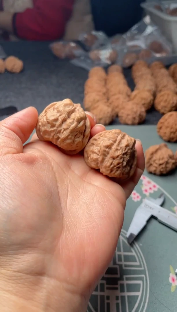 把件文玩核桃w122   蛤蟆头  38尺