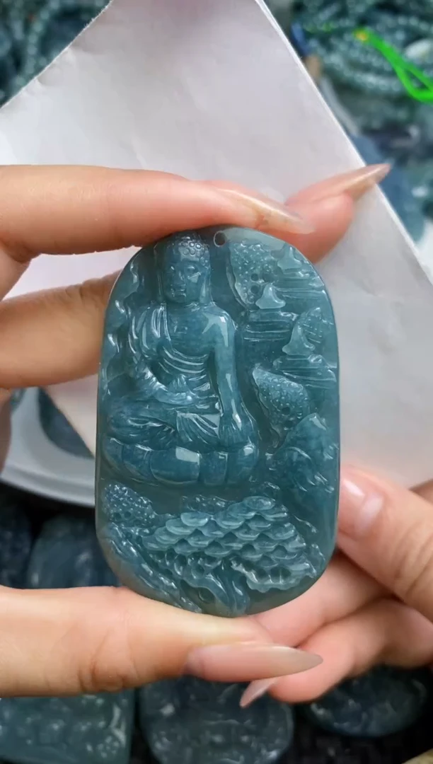 【闪购商品】翡翠颈饰未镶嵌