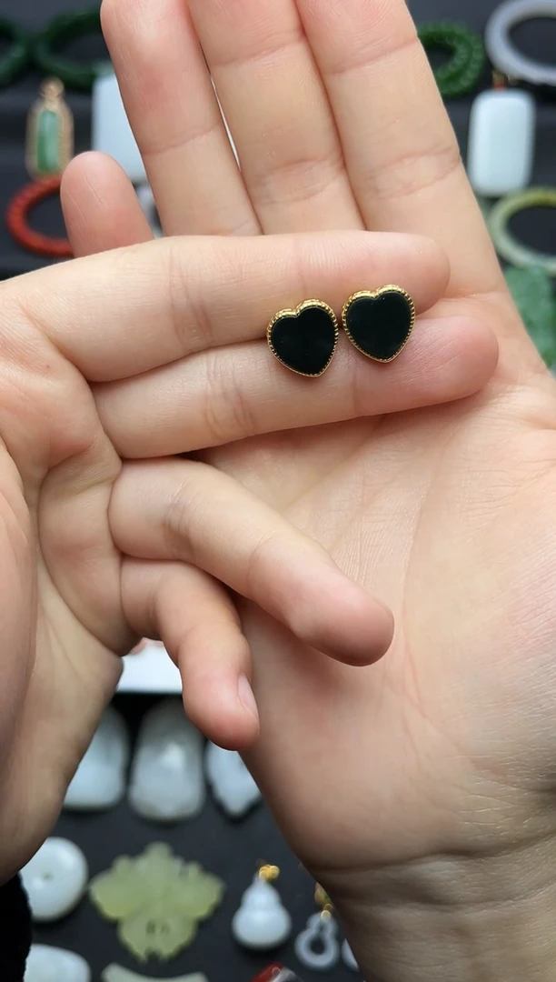 银S925镶嵌和田玉耳饰爱心耳钉06