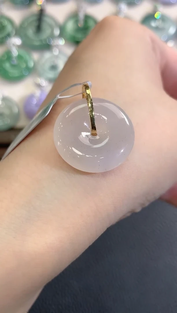 吊坠(不含链)18K金镶嵌翡翠春日珠宝 B8