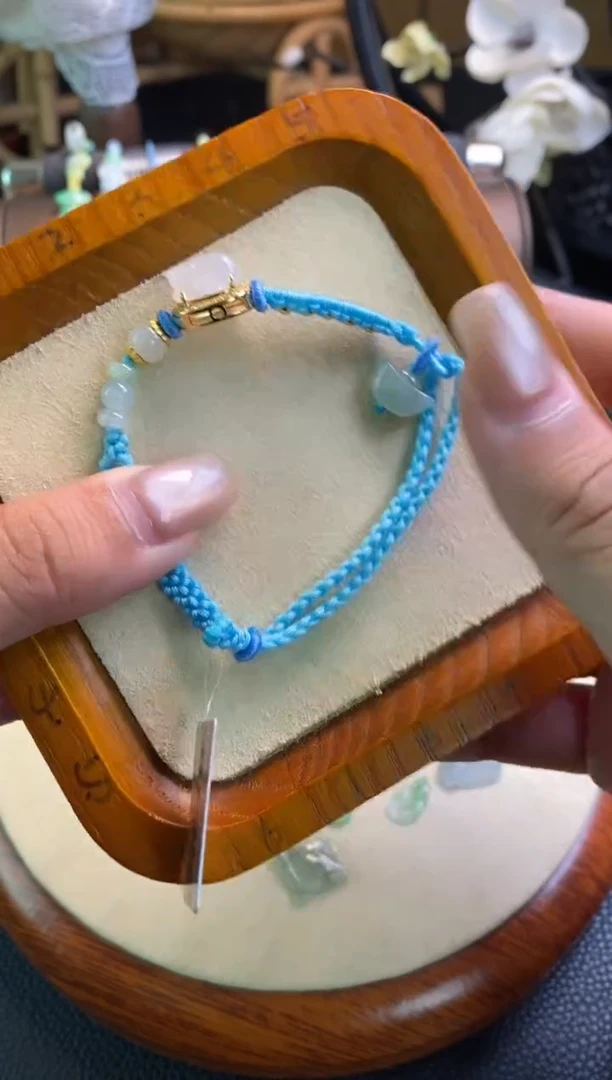 颈饰未镶嵌翡翠净货15282