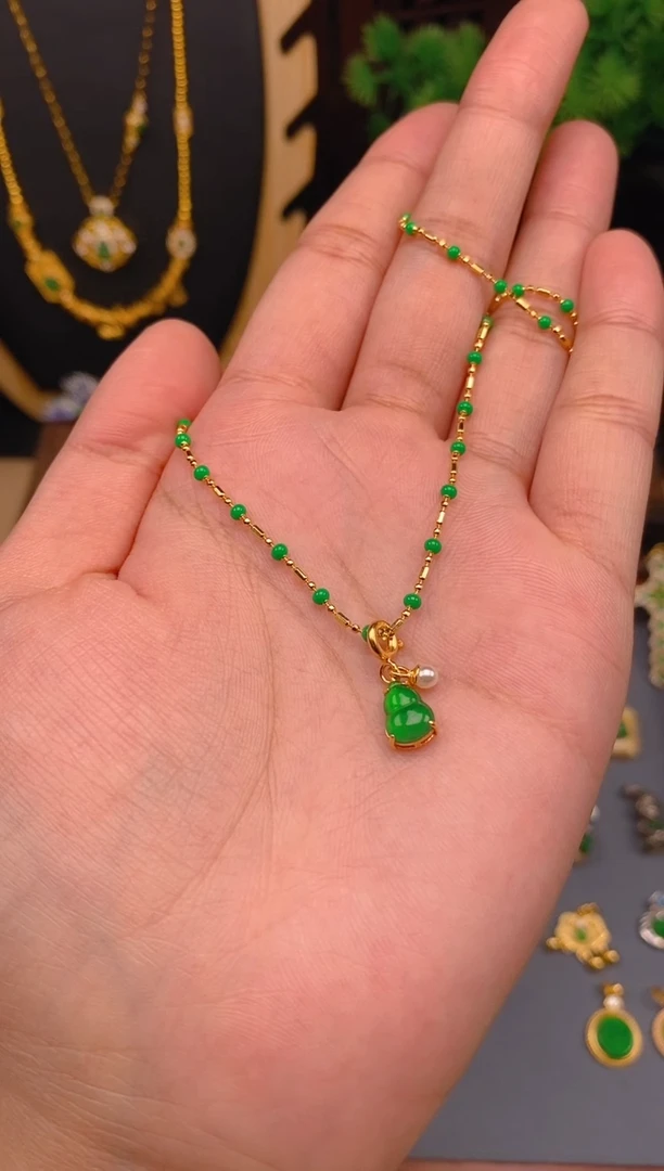 【闪购商品】翡翠吊坠(不含链)银S925镶嵌葫芦万能扣