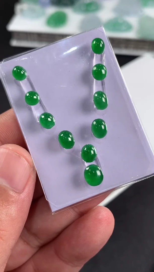 未镶嵌定制翡翠翡翠