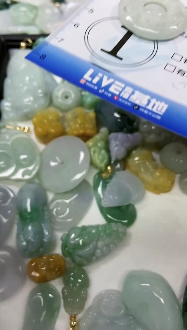【闪购商品】翡翠颈饰未镶嵌闪购0052932